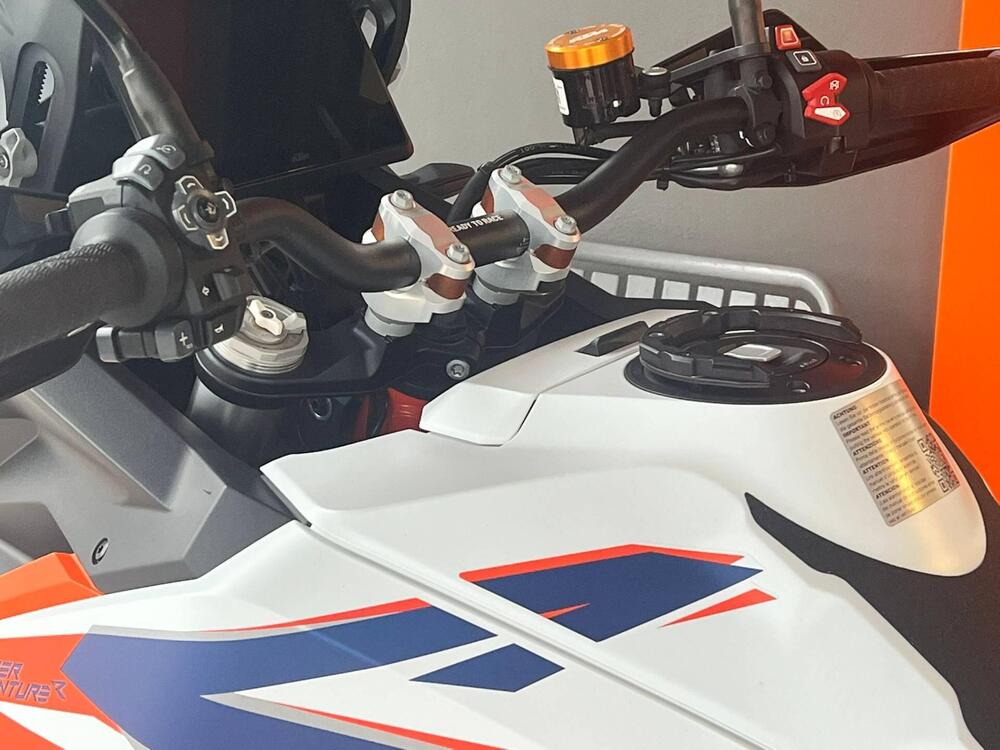 KTM 1290 Super Adventure S (2022 - 25) (13)