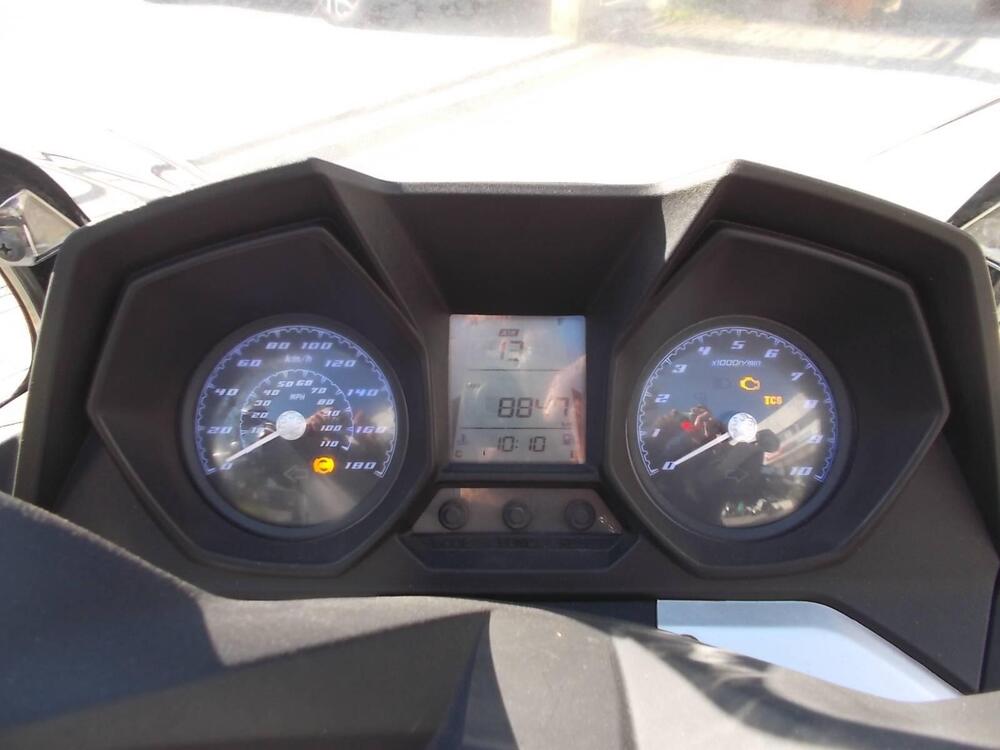 Kymco Downtown 350i TCS (2021 - 25) (3)