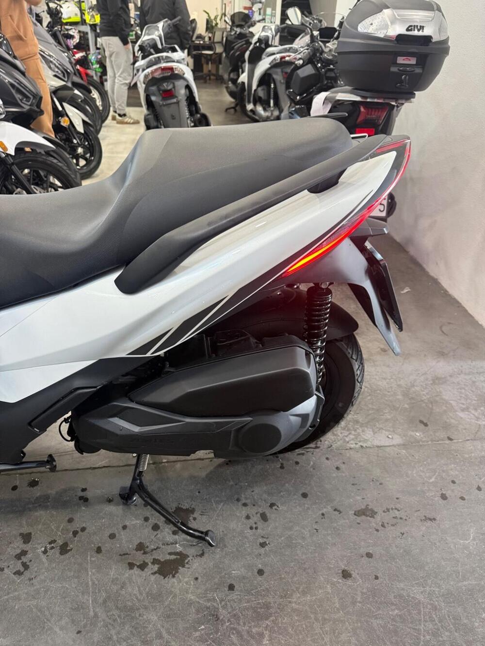 Zontes ZT368-E (2025 - 26) (3)