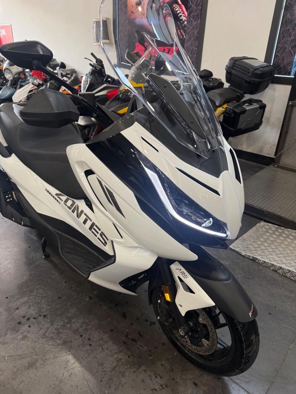 Zontes ZT368-E (2025 - 26) (5)