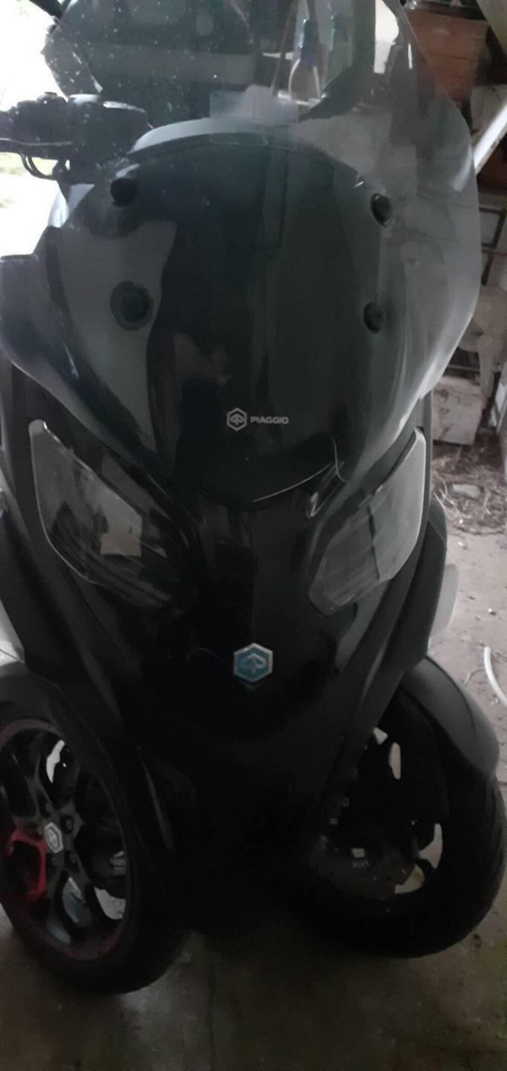 Piaggio MP3 400 Sport ABS Hpe (2023 - 24) (2)