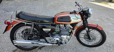 Triumph TRIDENT T 150 d'epoca