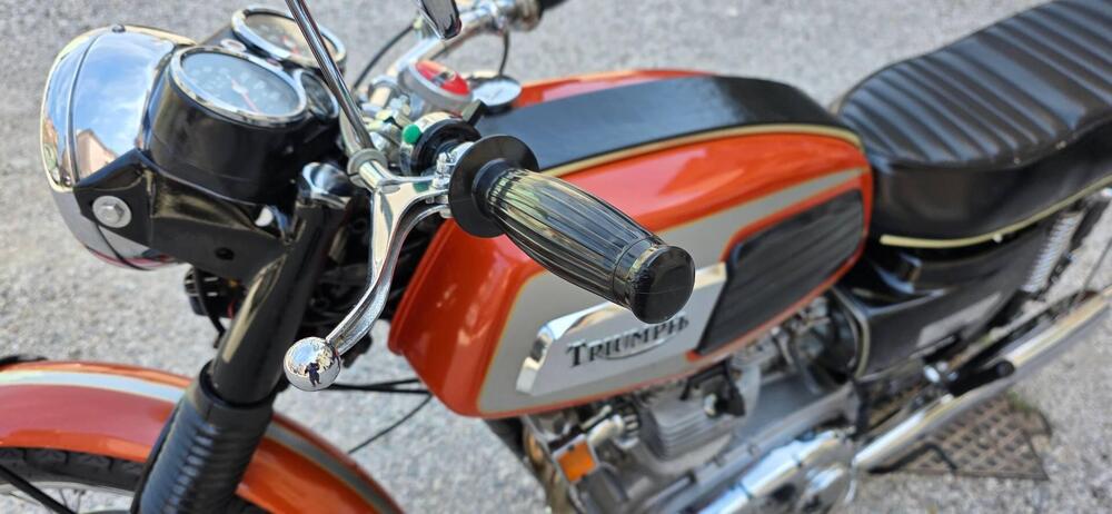 Triumph TRIDENT T 150 (9)