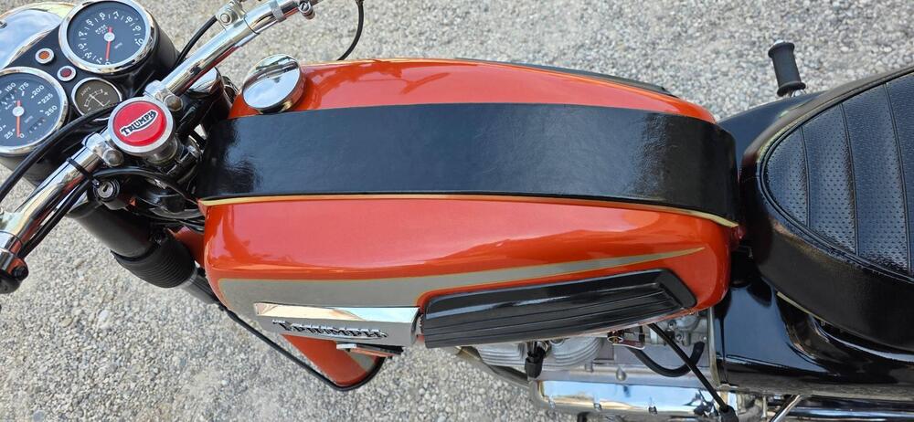 Triumph TRIDENT T 150 (12)