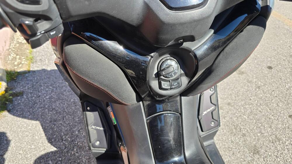 Yamaha X-Max 300 Tech Max (2021 - 24) (9)