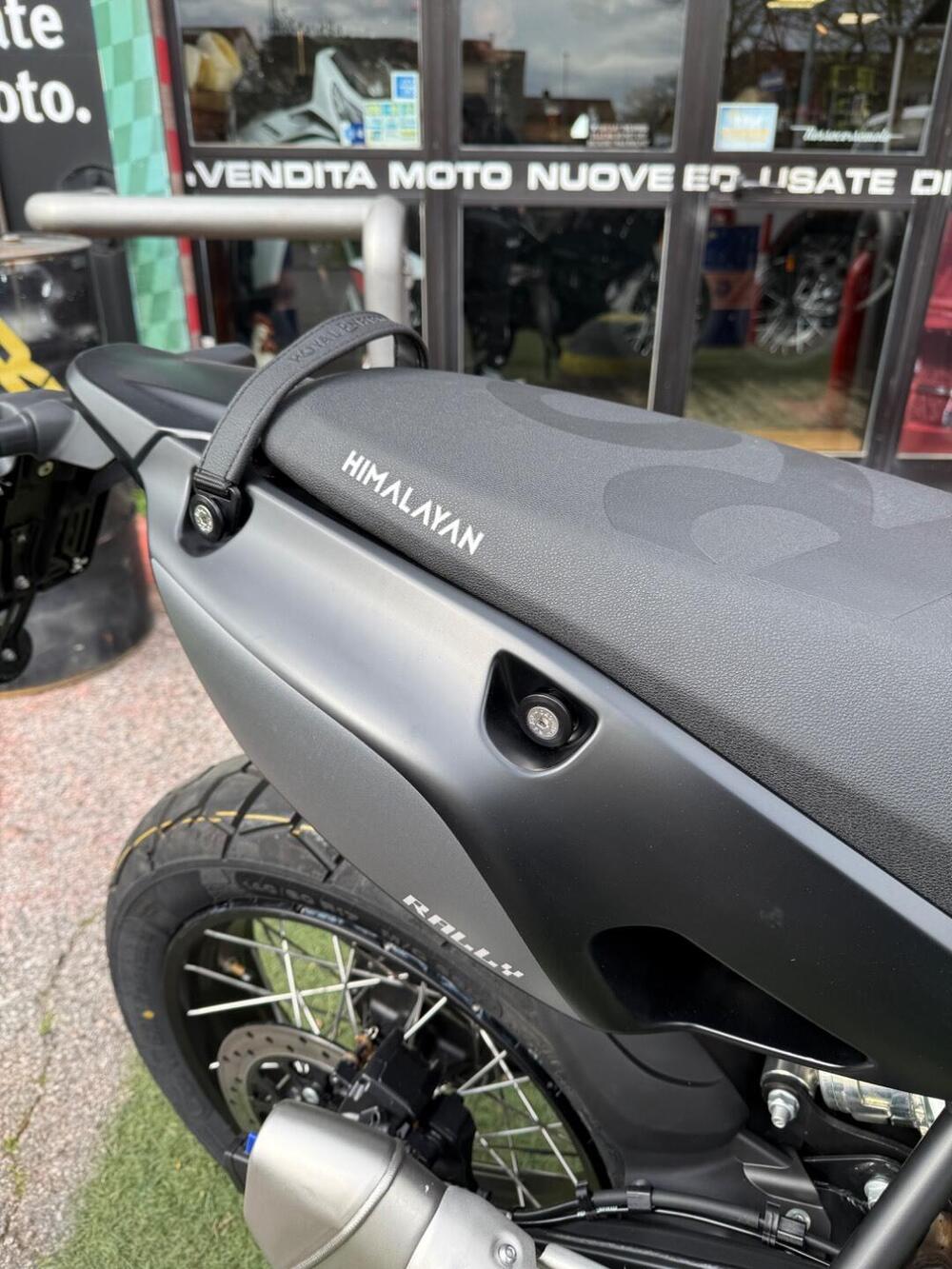 Royal Enfield Himalayan 450 Mana Black (2026) (10)