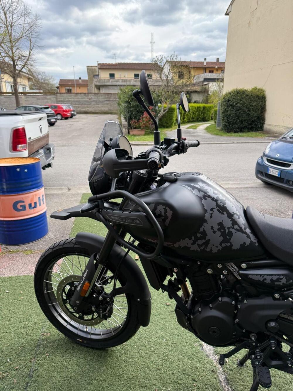 Royal Enfield Himalayan 450 Mana Black (2026) (12)