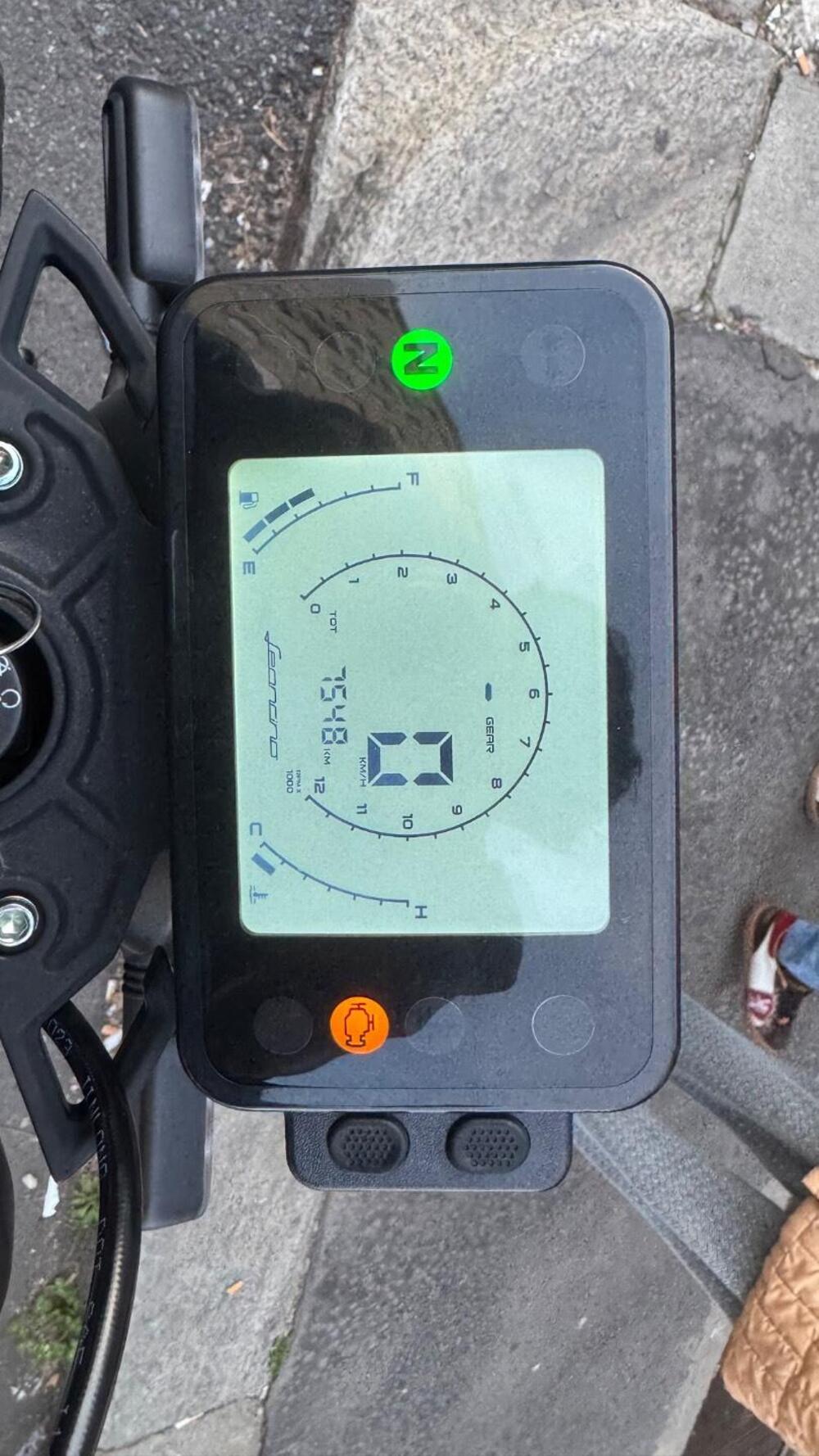 Benelli Leoncino 125 (2022 - 25) (5)