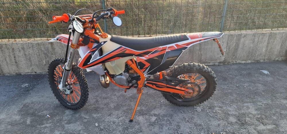 KTM 250 EXC TPI Six Days (2019) (3)