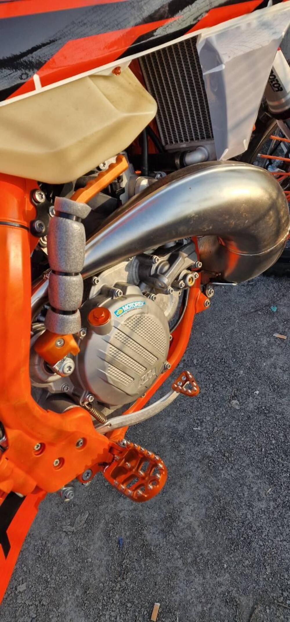 KTM 250 EXC TPI Six Days (2019) (9)