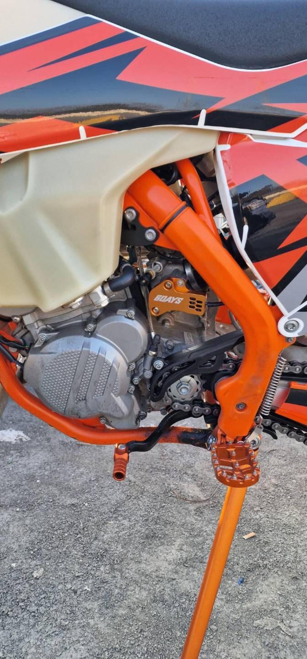 KTM 250 EXC TPI Six Days (2019) (11)