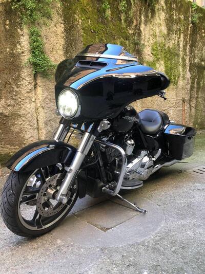 Harley-Davidson 107 Street Glide (2017 - 19) - FLHX usata