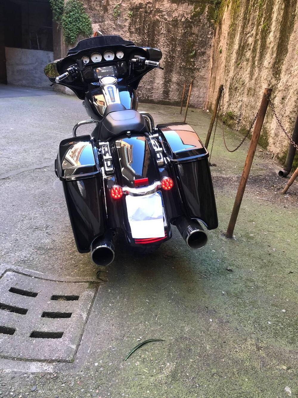 Harley-Davidson 107 Street Glide (2017 - 19) - FLHX (10)