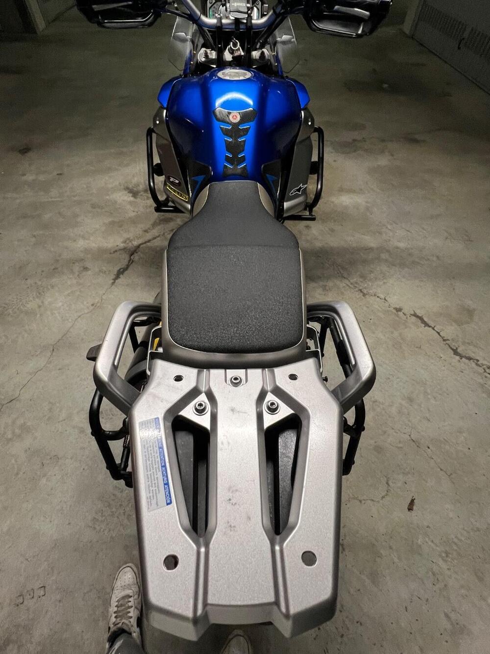 Yamaha XT1200Z Super Ténéré First Edition (2010 - 11) (6)