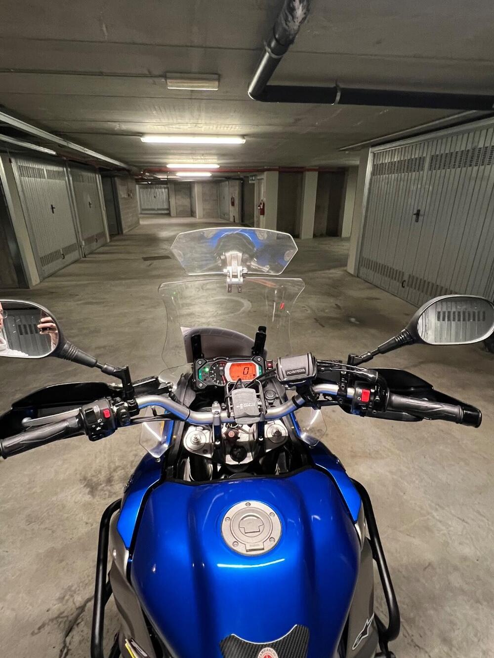 Yamaha XT1200Z Super Ténéré First Edition (2010 - 11) (8)