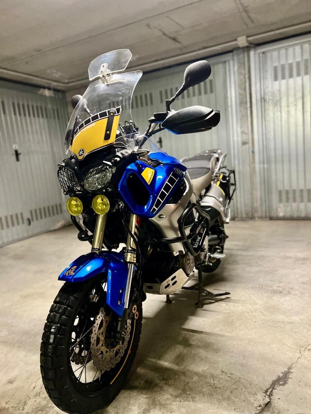 Yamaha XT1200Z Super Ténéré First Edition (2010 - 11) (14)