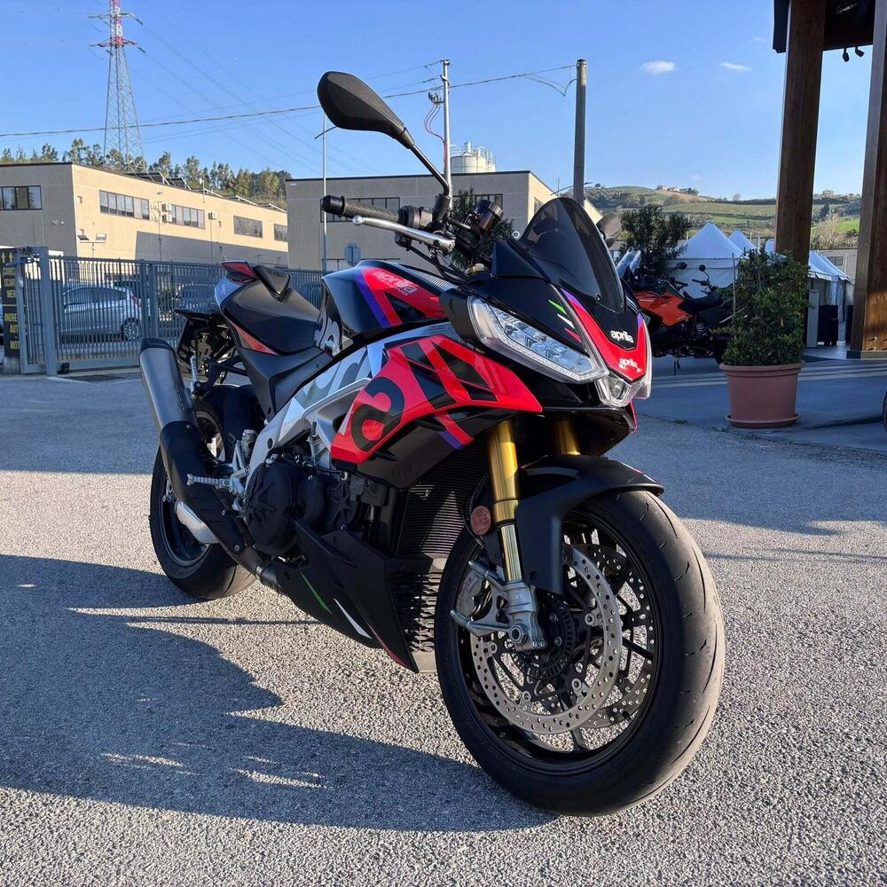 Aprilia Tuono V4 Factory (2021 - 24) (5)