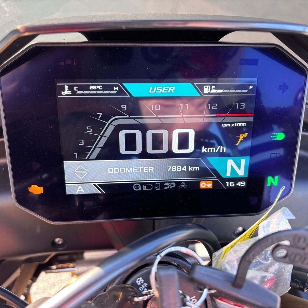 Aprilia Tuono V4 Factory (2021 - 24) (6)