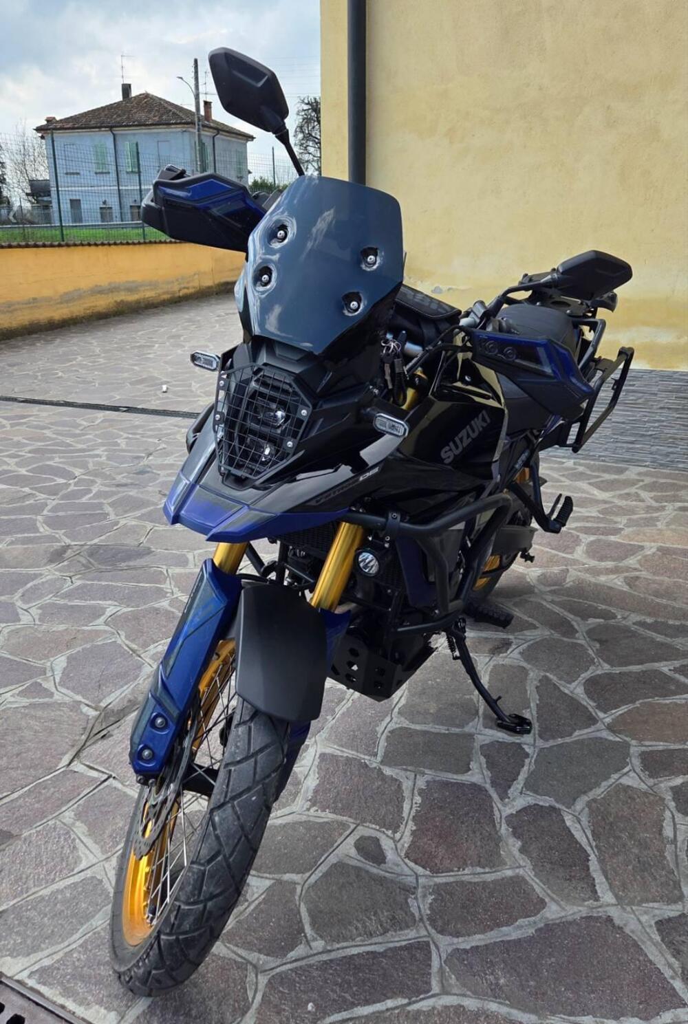 Suzuki V-Strom 800DE (2023 - 24) (3)