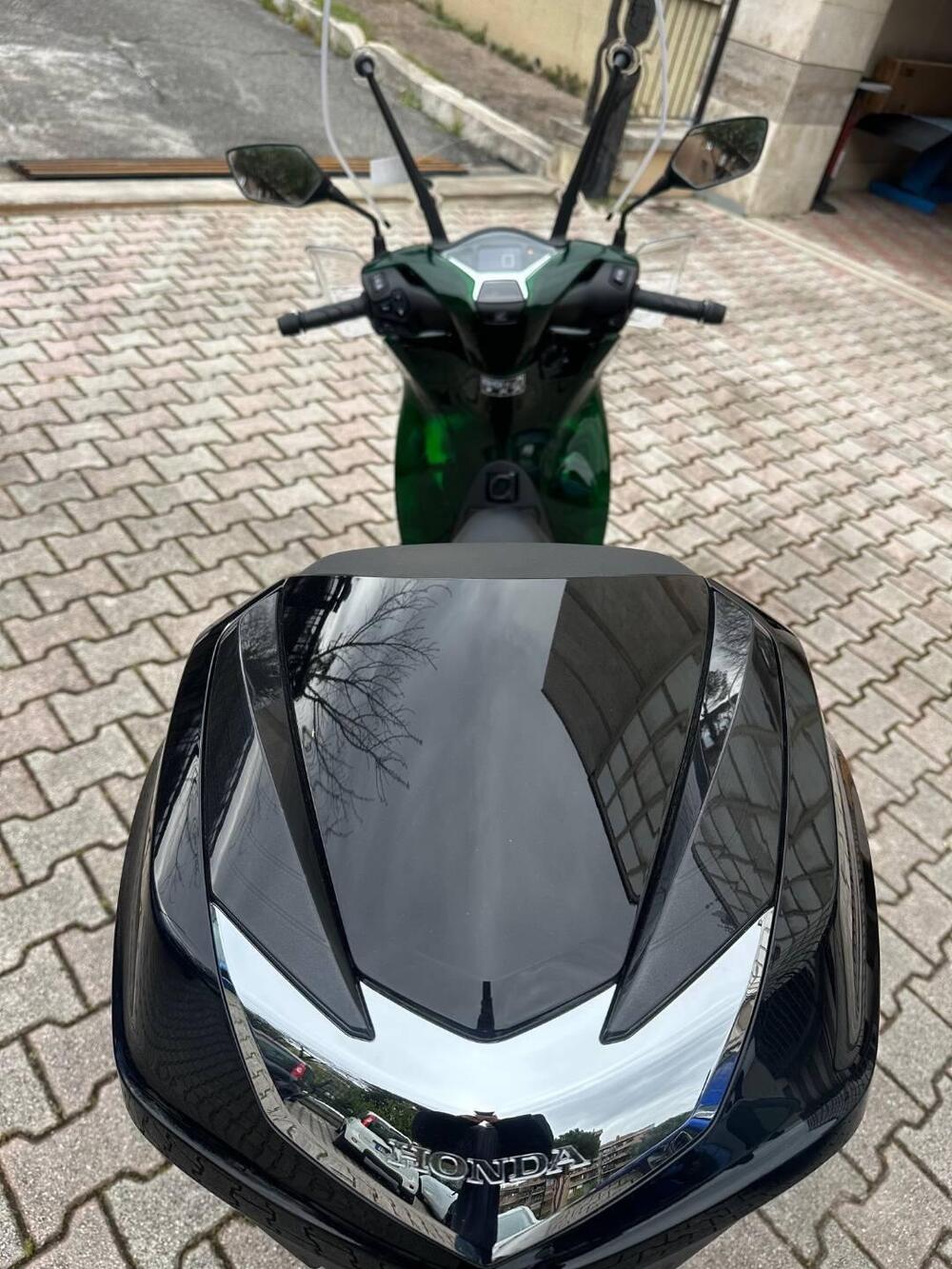 Honda SH 150i Vetro (2024 - 25) (5)