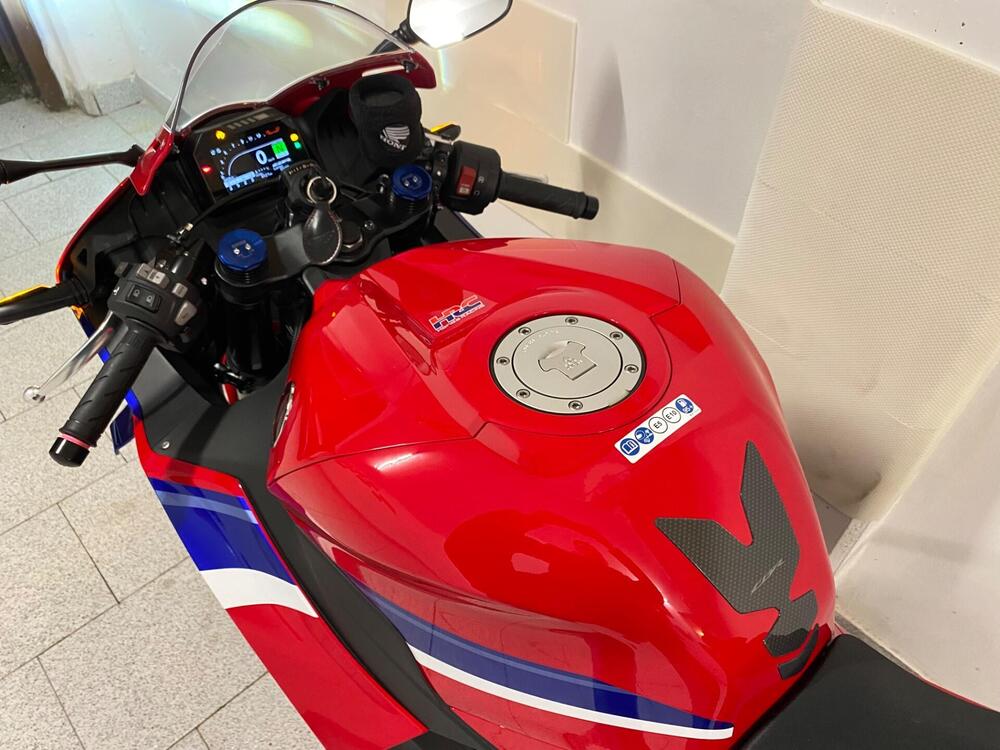 Honda CBR 600 RR (2024 - 26) (11)