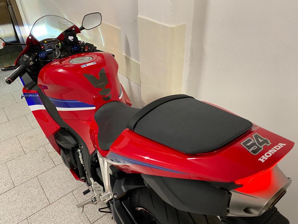 Honda CBR 600 RR (2024 - 26) (12)