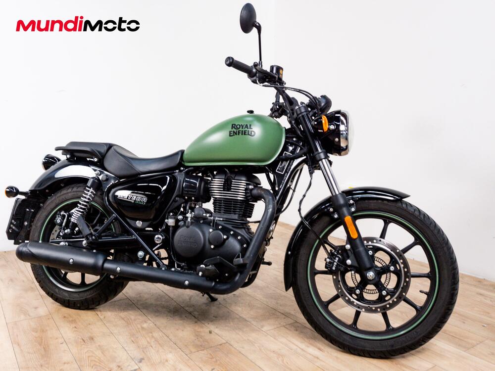 Royal Enfield Meteor 350 (2021 - 26) (2)