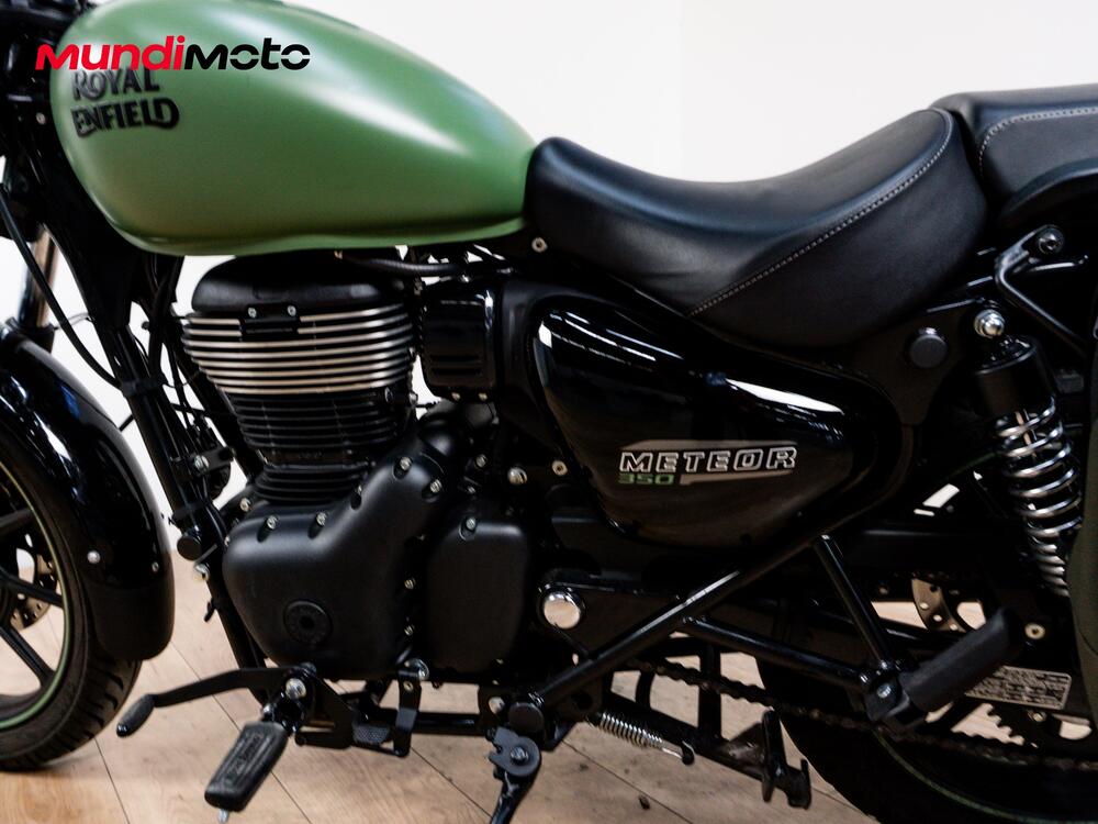 Royal Enfield Meteor 350 (2021 - 26) (10)