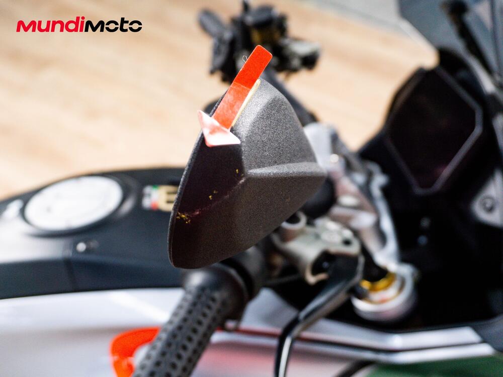 Moto Guzzi V100 Mandello S (2025 - 26) (13)