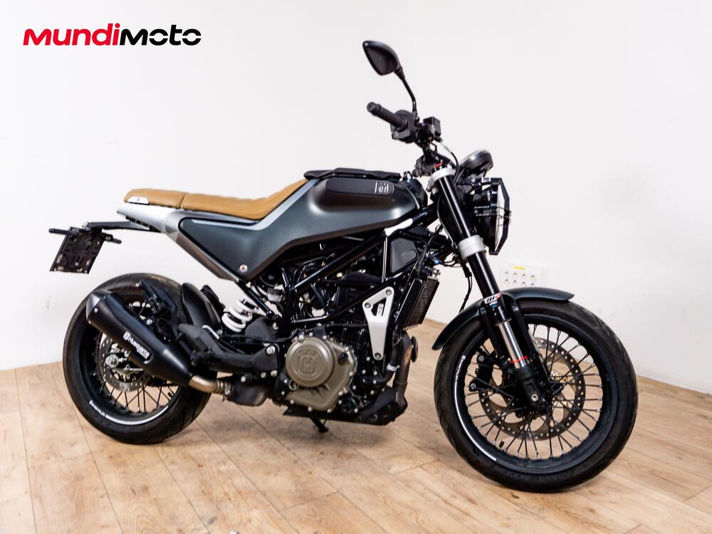 Husqvarna Svartpilen 401 (2018 - 19) (2)