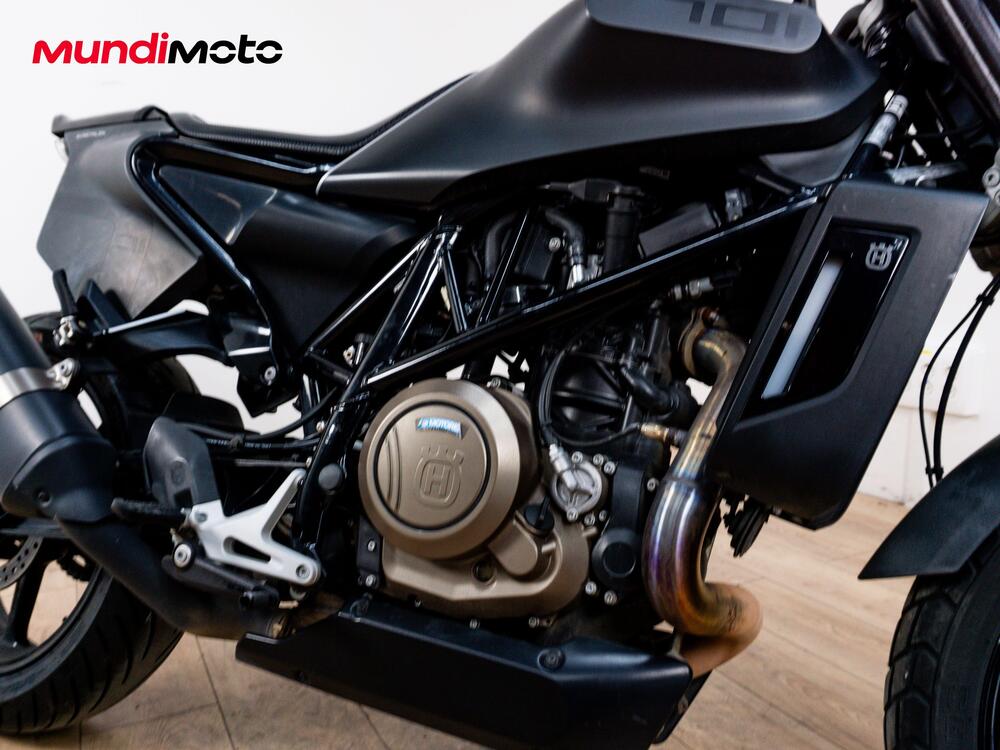 Husqvarna Svartpilen 701 (2019) (5)