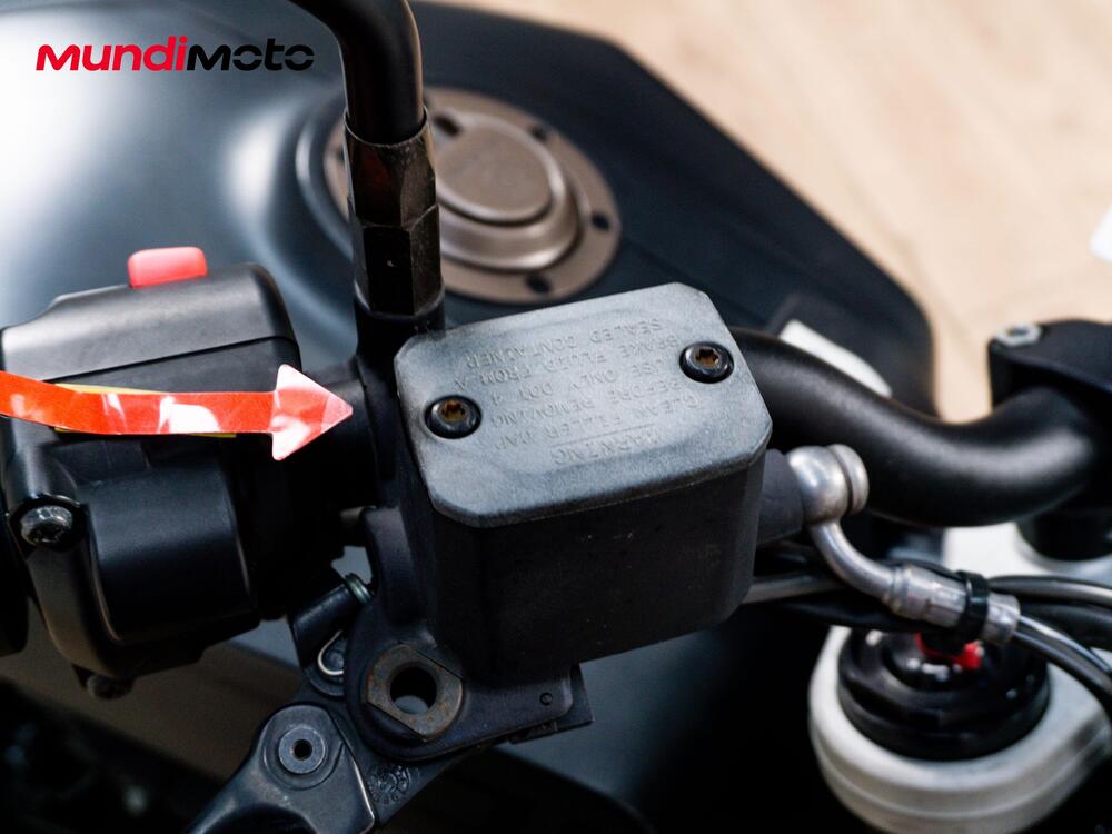 Husqvarna Svartpilen 701 (2019) (17)