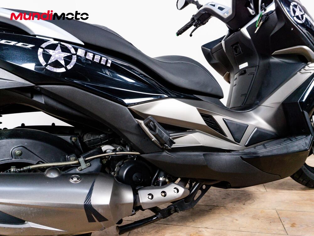 Kawasaki J 300 ABS (2014 - 16) (4)