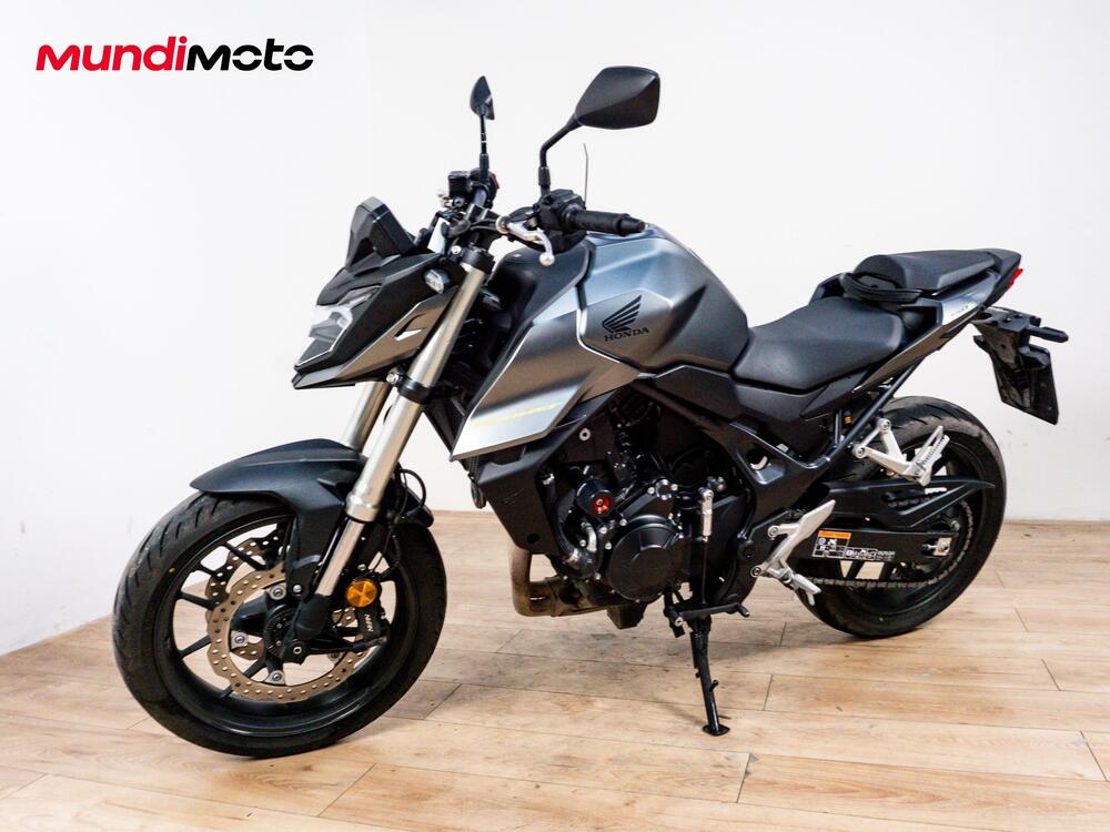 Honda CB 750 Hornet (2025) (8)