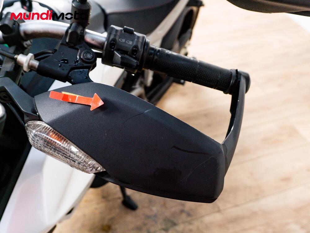 Ducati Hyperstrada 821 (2013 - 15) (13)