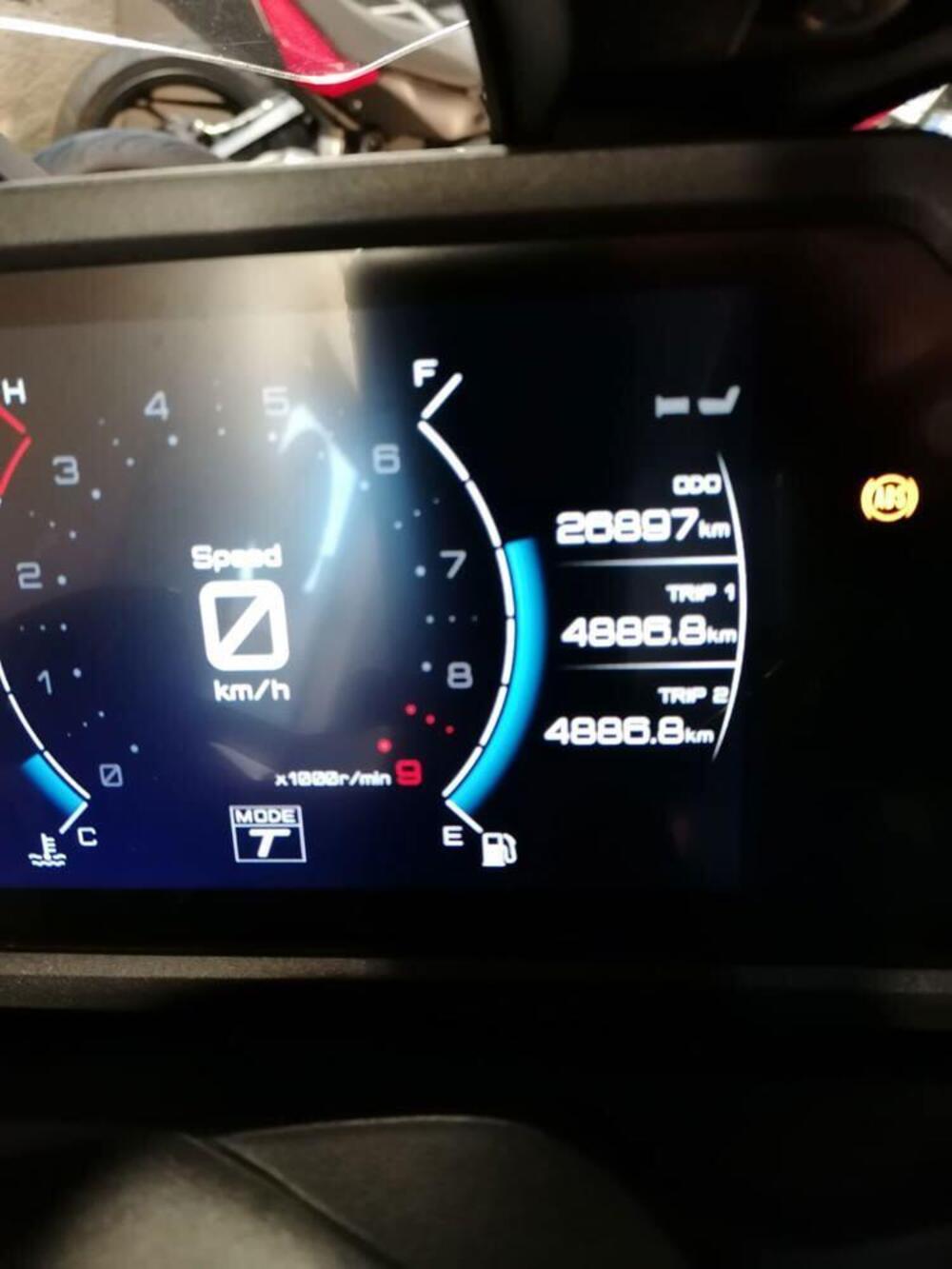 Yamaha T-Max 560 Tech Max (2022 - 24) (5)