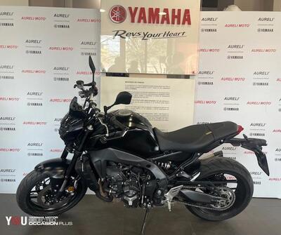 Yamaha MT-09 (2021 - 23) usata