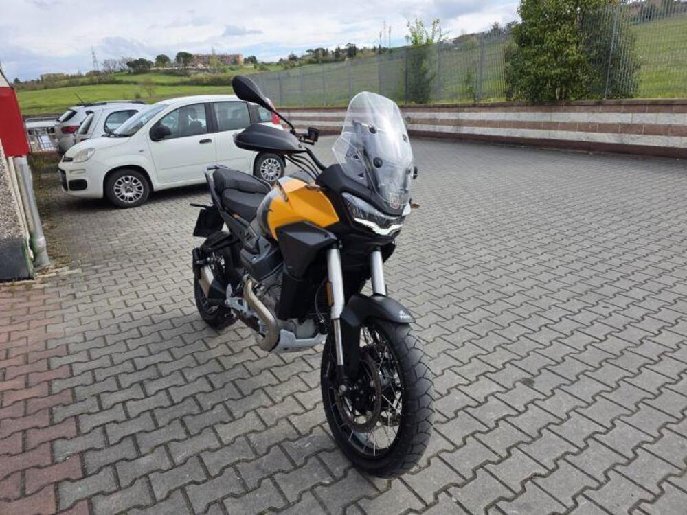 Moto Guzzi Stelvio (2024 - 26) (2)