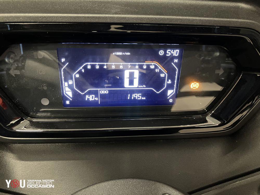 Yamaha X-Max 300 (2025 - 26) (2)