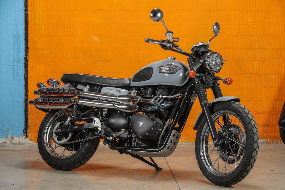 Triumph Scrambler (2006 - 17) (2)