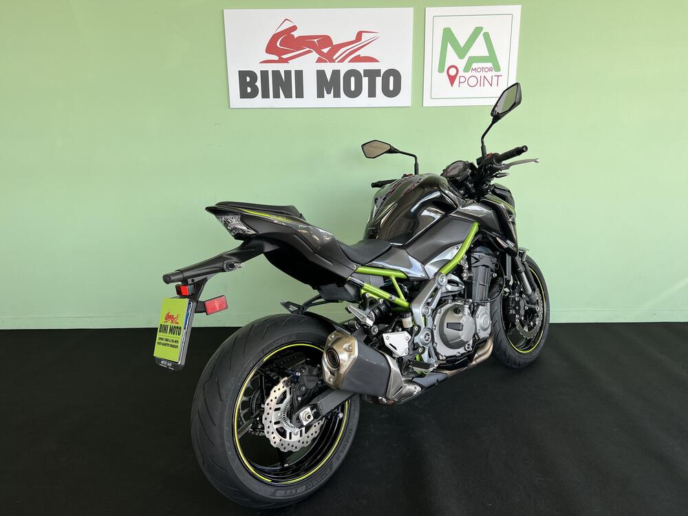 Kawasaki Z 900 (2017 - 18) (8)