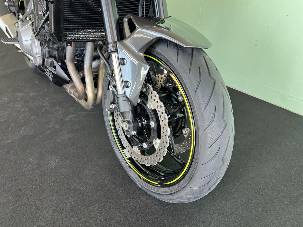 Kawasaki Z 900 (2017 - 18) (19)