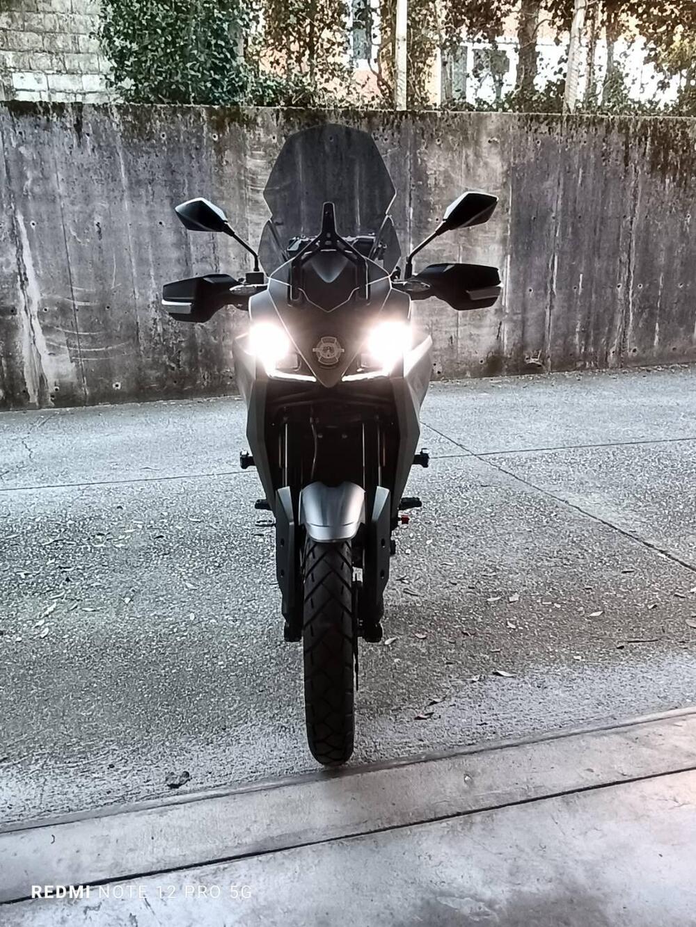 Moto Morini X-Cape 650 (2021 - 26) (2)