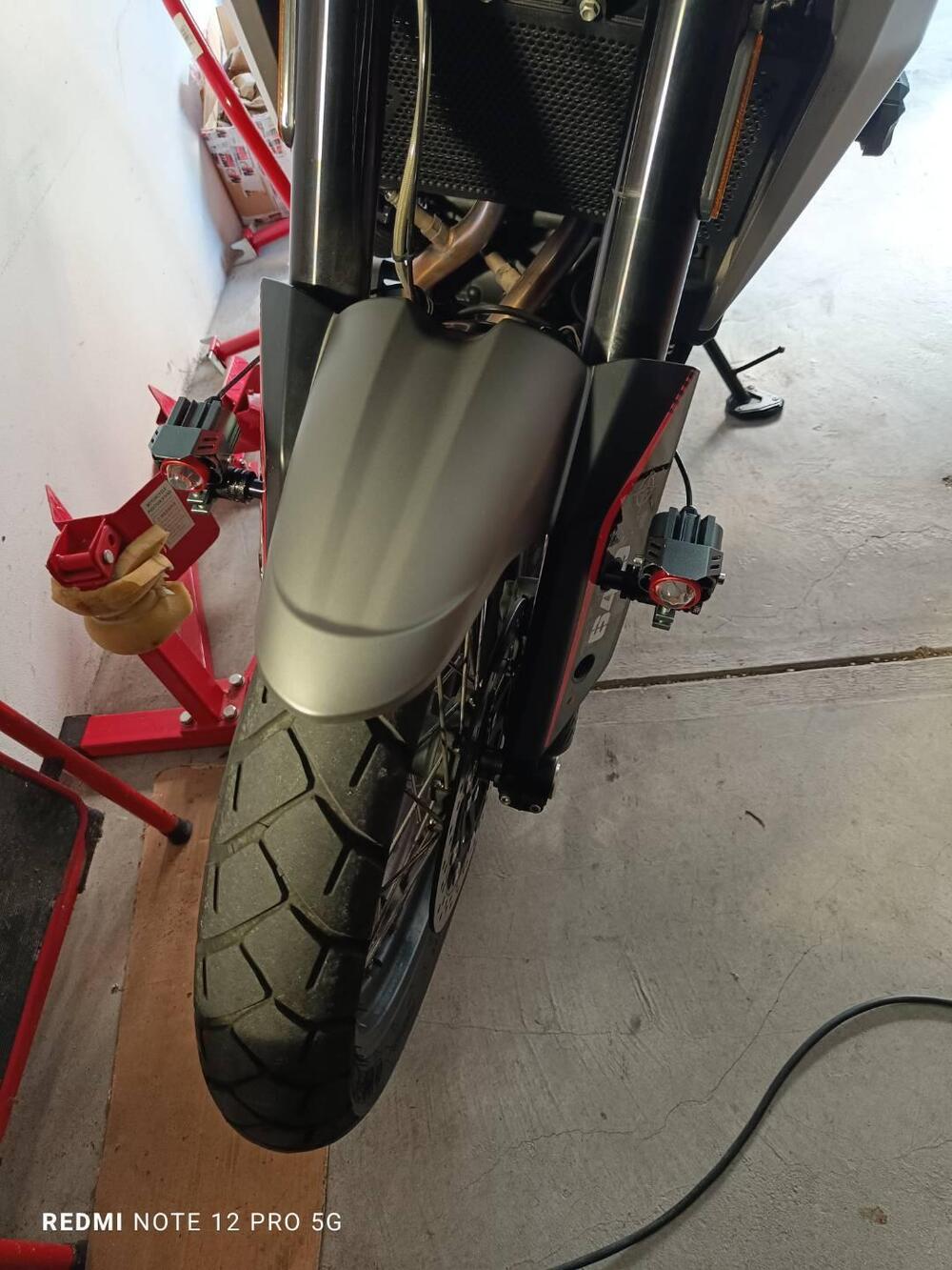 Moto Morini X-Cape 650 (2021 - 26) (6)