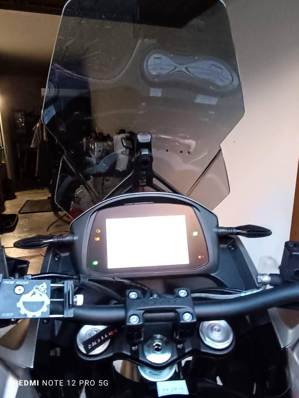 Moto Morini X-Cape 650 (2021 - 26) (7)