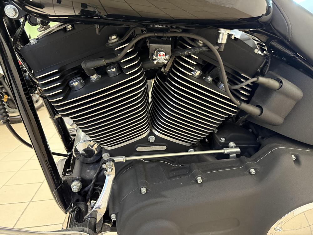 Harley-Davidson 1584 Night Train (2006 - 07) - FXSTB (6)