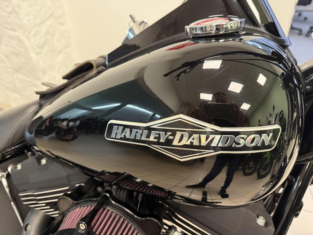 Harley-Davidson 1584 Night Train (2006 - 07) - FXSTB (12)