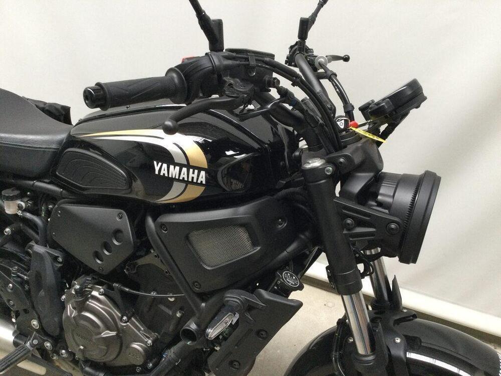 Yamaha XSR 700 (2022 - 26) (9)
