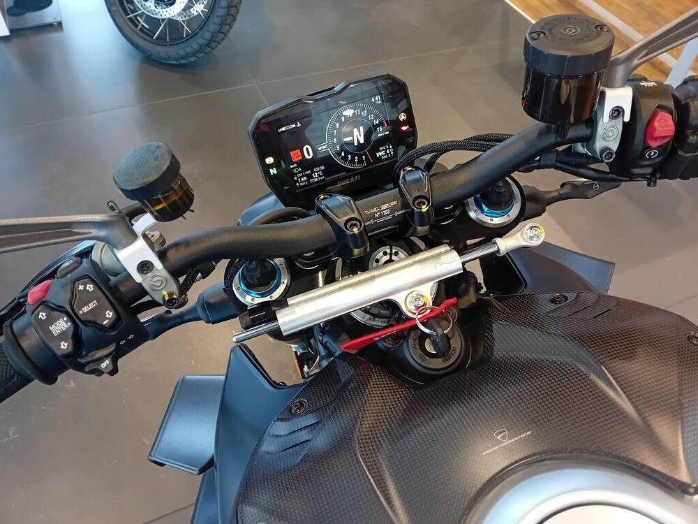 Ducati Streetfighter V4 1100 SP (2022) (7)