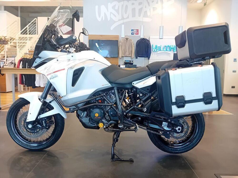 KTM 1290 Super Adventure T (2017)